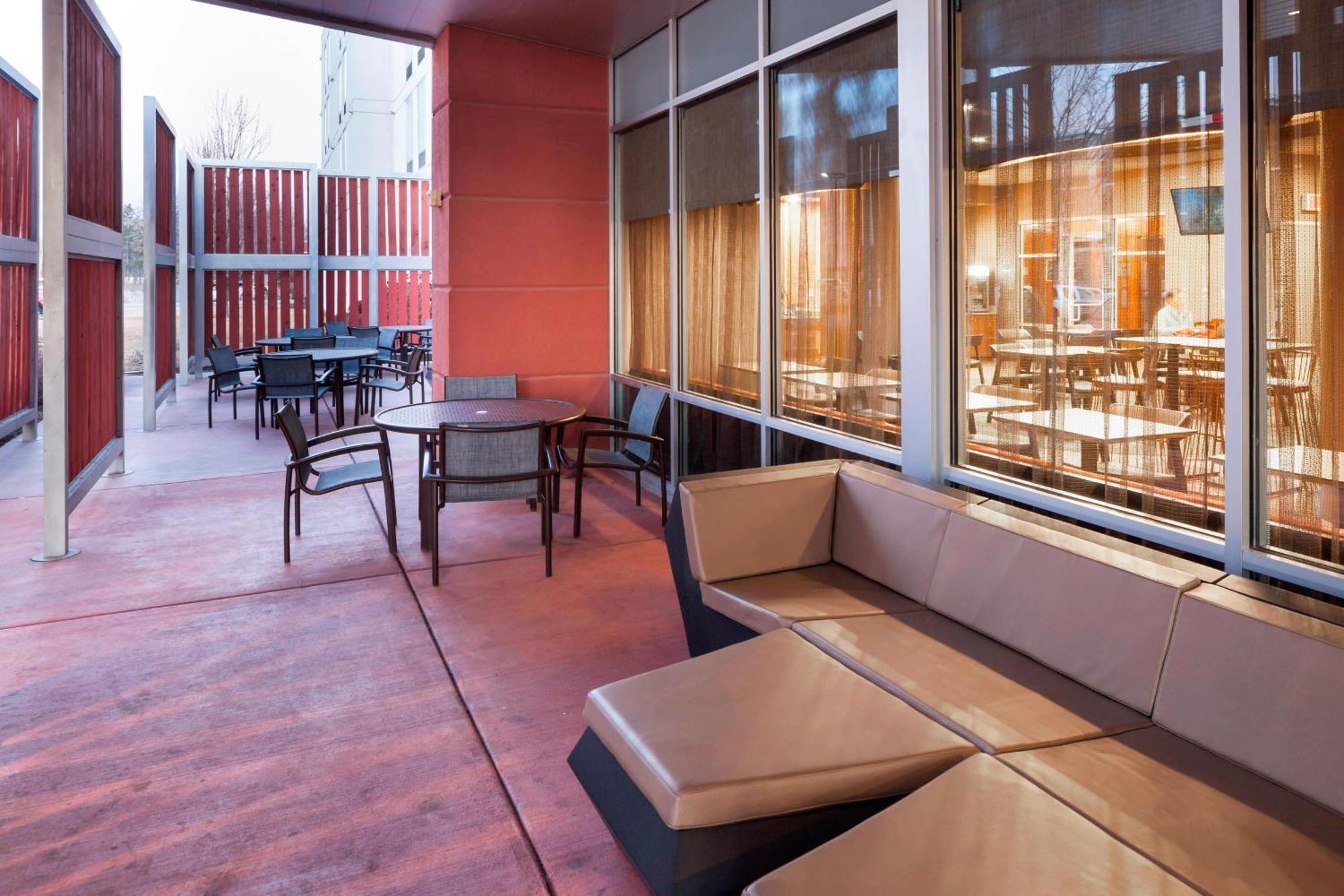 Springhill Suites By Marriott Salt Lake City Airport Εξωτερικό φωτογραφία