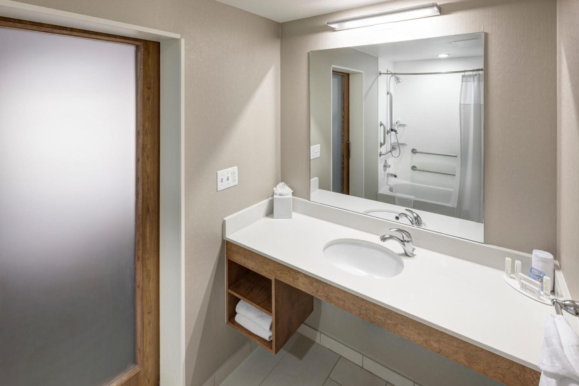 Springhill Suites By Marriott Salt Lake City Airport Εξωτερικό φωτογραφία